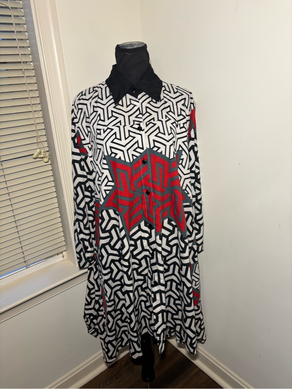Belina New York Geometric Black & White Button-Up Dress with Red Star Detail